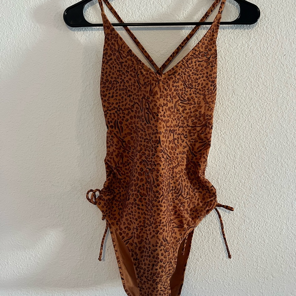 Shade & Shore Brown Leopard Print One-Piece Swimsuit